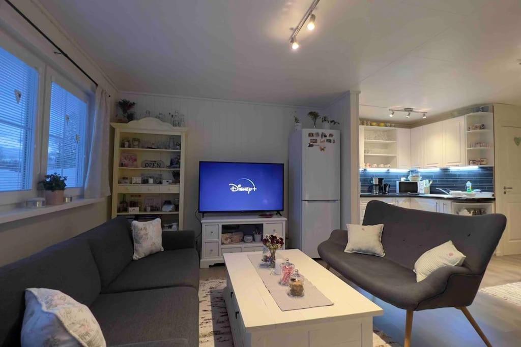 Andselv Marta'S Home-Cozy Appartment Near The Airport מראה חיצוני תמונה